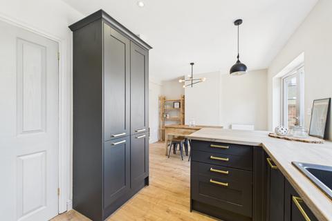 3 bedroom terraced house for sale, Beech Avenue, Abington, NN3 2JG