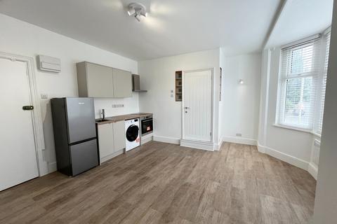 undefined, Knighton Road, Leicester LE2