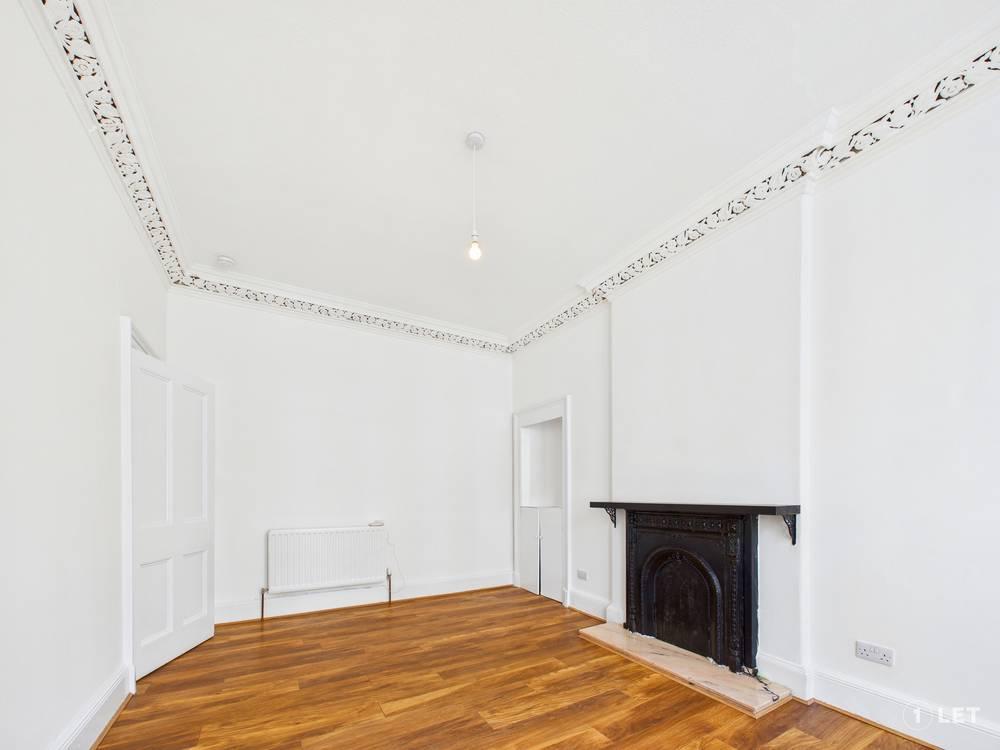 Apartment in Edinburgh, Southside - View 2