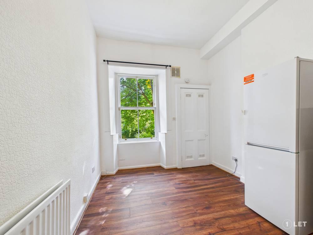 Apartment in Edinburgh, Southside - View 5