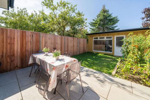 146 Rollesby Road, Chessington, KT9 2BY