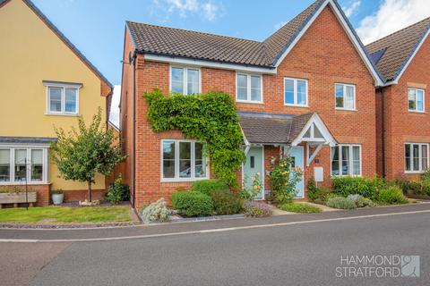 Harvest Road, Attleborough