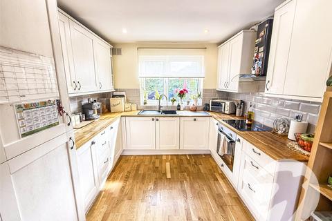 57 Thursley Road, London, SE9 4HL