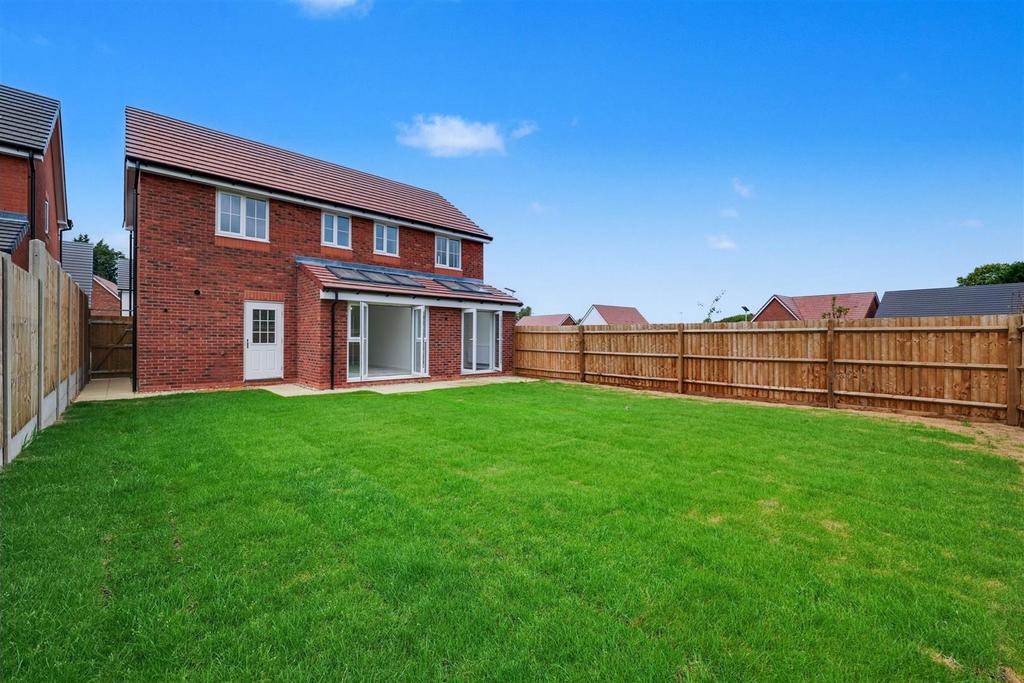 Plot 38 Rear garden 2.jpg