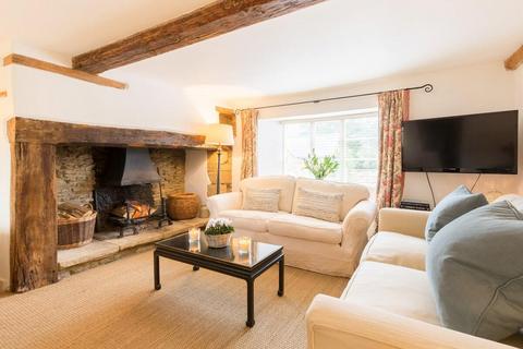 undefined, The Square, Churchill, Chipping Norton, Oxfordshire, OX7