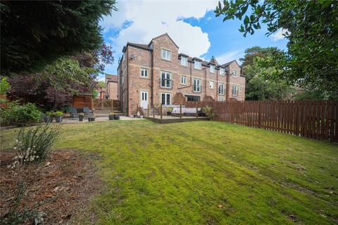 1 Acrewood Close, Leeds, LS17 8GJ