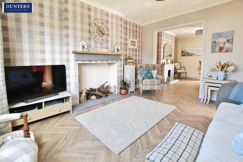 3 bedroom semi-detached house for sale, Burringham Road, Scunthorpe