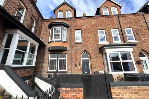 5 bedroom end of terrace house for sale, Beaconsfield Square, Headland, Hartlepool