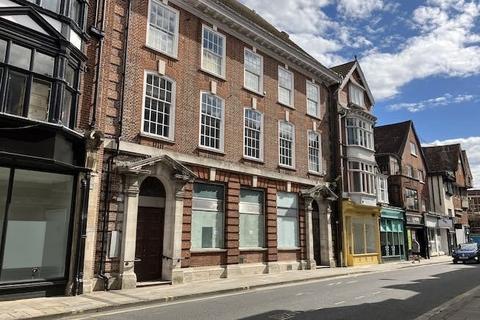Office to rent, 14 Minster St Salisbury SP1 1TF