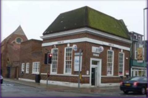 Restaurant to rent, 106-108 Albert Rd Southsea PO5 2SN