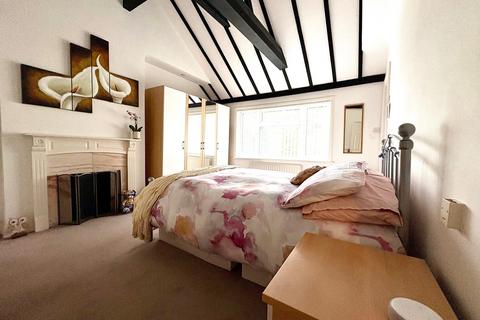 undefined, Parkside Drive, Edgware HA8