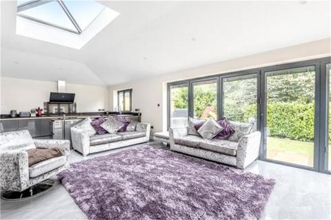 undefined, Speldhurst Close, Bromley, BR2