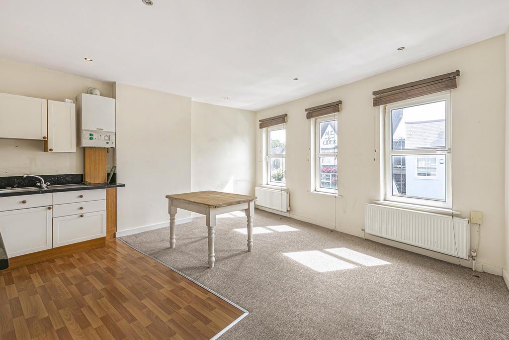 Reception/Kitchen