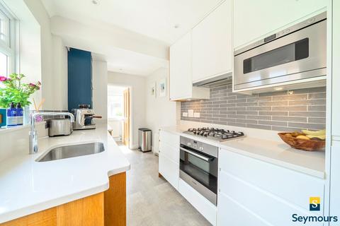 4 bedroom semi-detached house for sale, Gardner Road, Surrey GU1