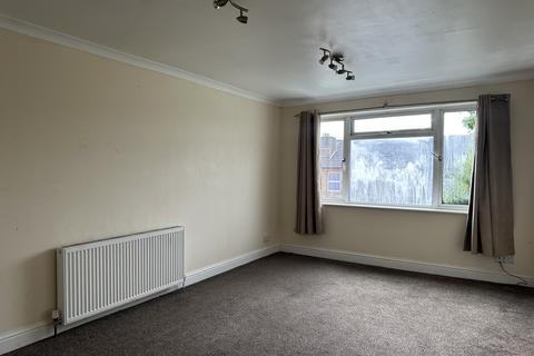 2 bedroom maisonette for sale, 85A Totteridge Road, High Wycombe, Buckinghamshire HP13 6EY