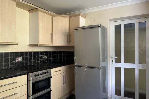2 bedroom maisonette for sale, 85A Totteridge Road, High Wycombe, Buckinghamshire HP13 6EY