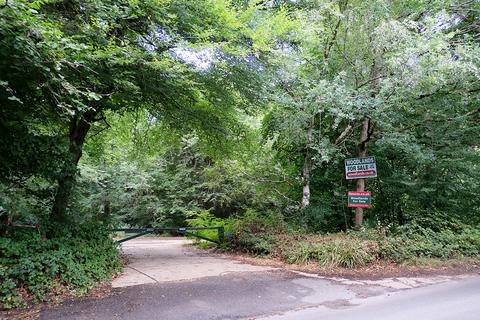 undefined, Deadman's Lane, Reading RG8