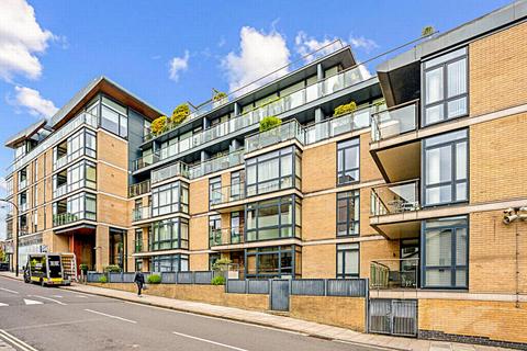 2 bedroom apartment for sale, Lymington Road, London NW6