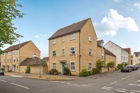 4 bedroom townhouse for sale, Freestone Way, Corsham SN13