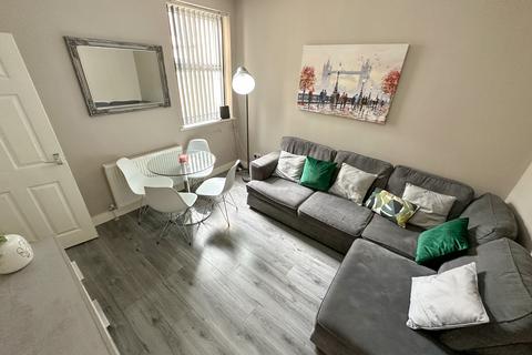 1 bedroom house to rent, Empress Road, L7 8SF,