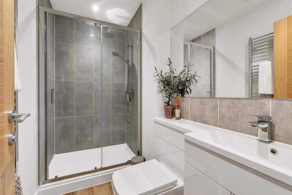 Ensuite