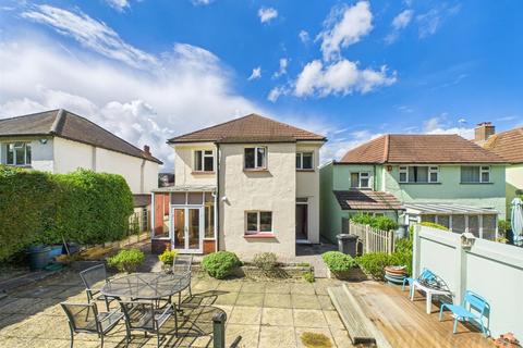 3 bedroom detached house for sale, Penwortham Road, South Croydon