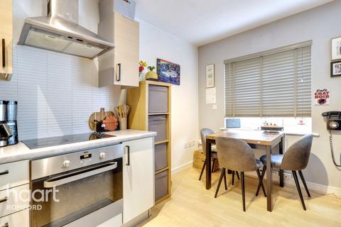 undefined, Calder Court, Romford, RM1 1EN