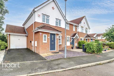 39 Pytt Field, Harlow, CM17 9AA