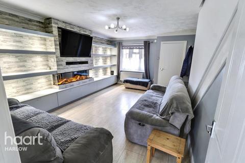 39 Pytt Field, Harlow, CM17 9AA
