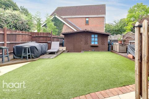 39 Pytt Field, Harlow, CM17 9AA