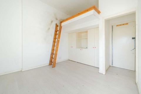 undefined, Ladbroke Grove, London W11