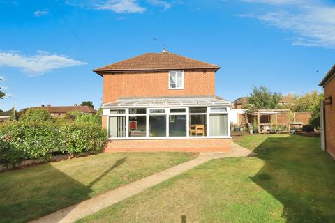 16 Loak Road, Albrighton, Wolverhampton, WV7 3HT