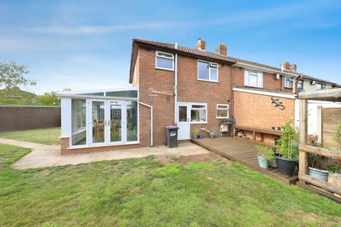 16 Loak Road, Albrighton, Wolverhampton, WV7 3HT