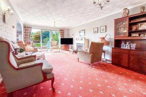 2 bedroom bungalow for sale, Seagate Walk, Littlehampton, West Sussex