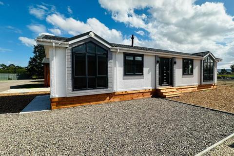 2 bedroom lodge for sale, Blairgowrie PH13
