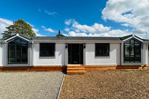 2 bedroom lodge for sale, Blairgowrie PH13