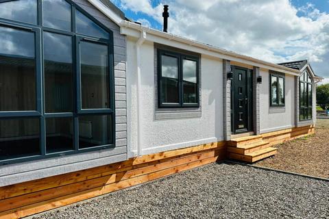 2 bedroom lodge for sale, Blairgowrie PH13