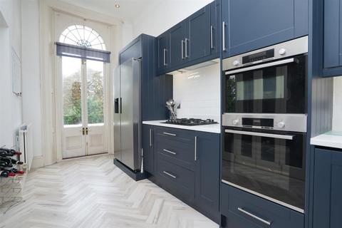 3 bedroom apartment for sale, Regency Mews, Eastfield Road, Leamington Spa