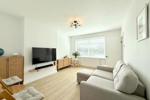 159 Chamberlain Crescent, Shirley, Solihull, B90 2DJ