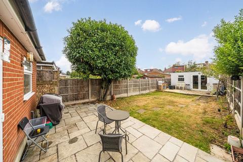 undefined, Heston Avenue, Hounslow TW5