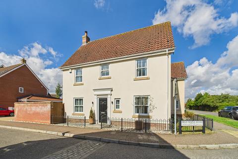 3 bedroom detached house for sale, Field Maple Road, Watton, IP25