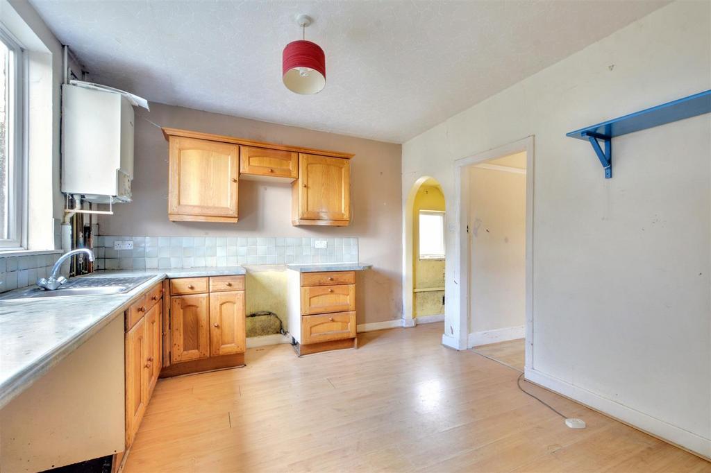 Kitchen 3.jpeg