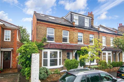 Somerset Gardens, Teddington