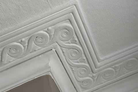 undefined, Hewlett Road Cheltenham