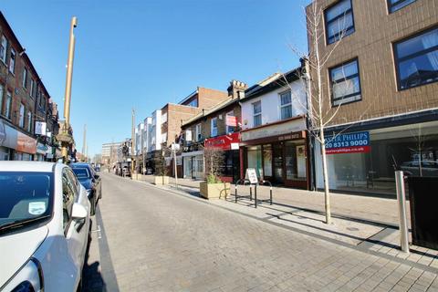 undefined, East Street, Bromley BR1