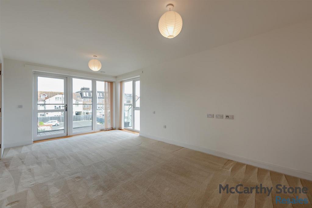 8661856-interior14-800.jpg
