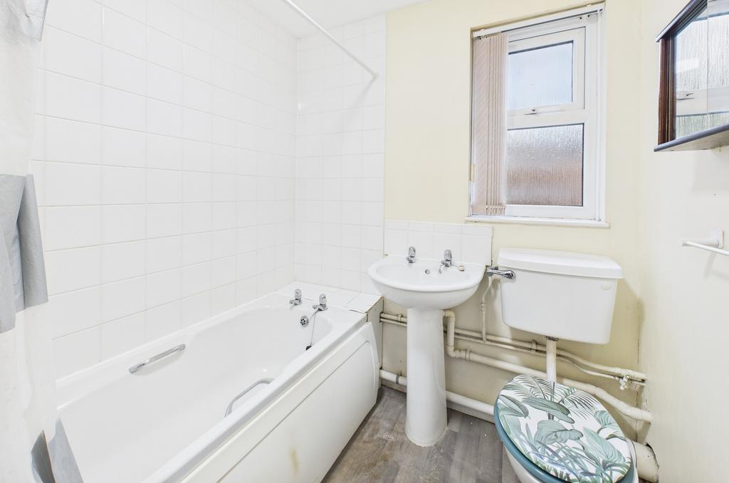 Cam02545 g0 pr0490 still007