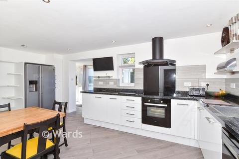 2 bedroom semi-detached house for sale, Forge Meadow, Maidstone ME17
