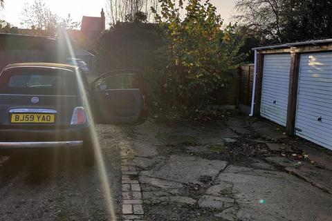 undefined, Woodfield Crescent, Kidderminster