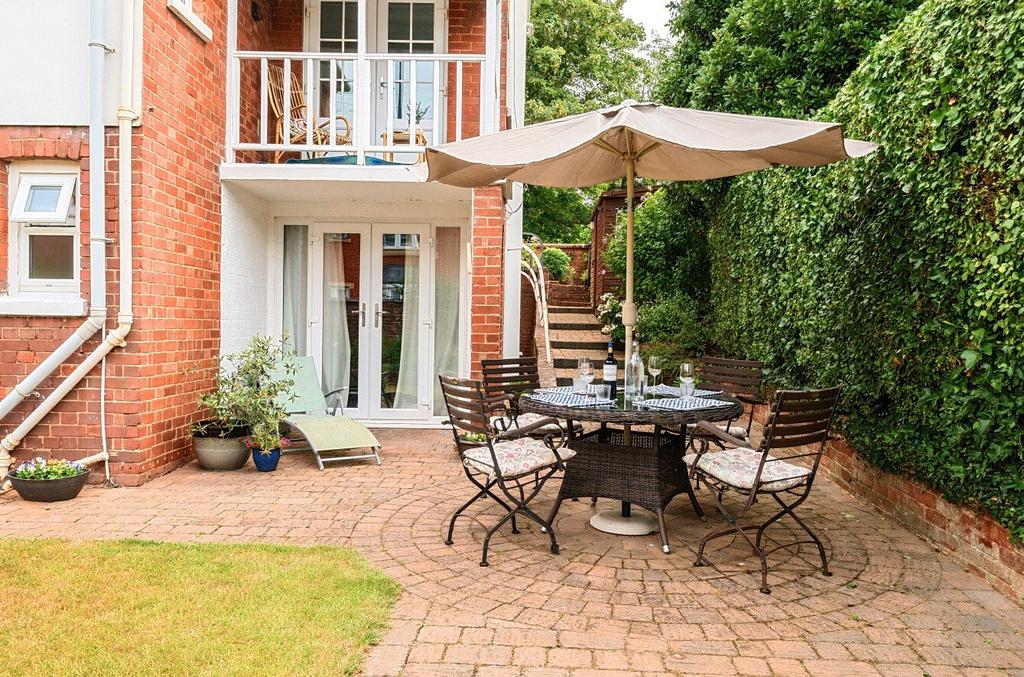 Outdoor Seating